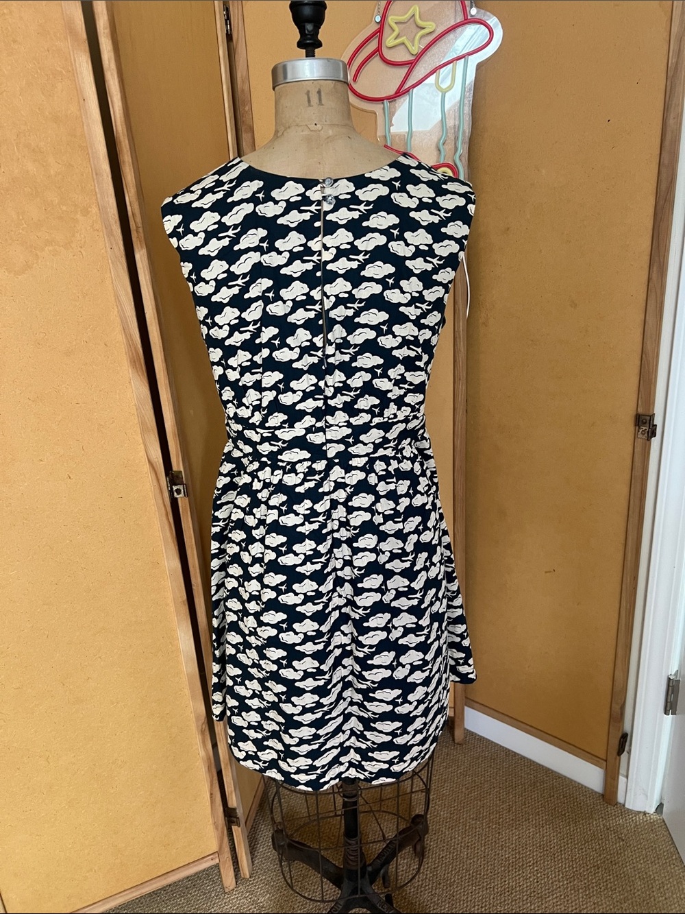 Navy and White Cloud-Print Sleeveless Fit & Flare Mini Dress - Picture 2 of 4